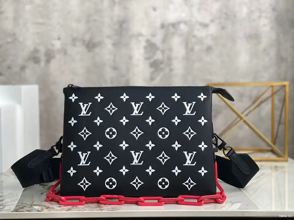 COUSSIN PM LOUIS VUITTON 0423